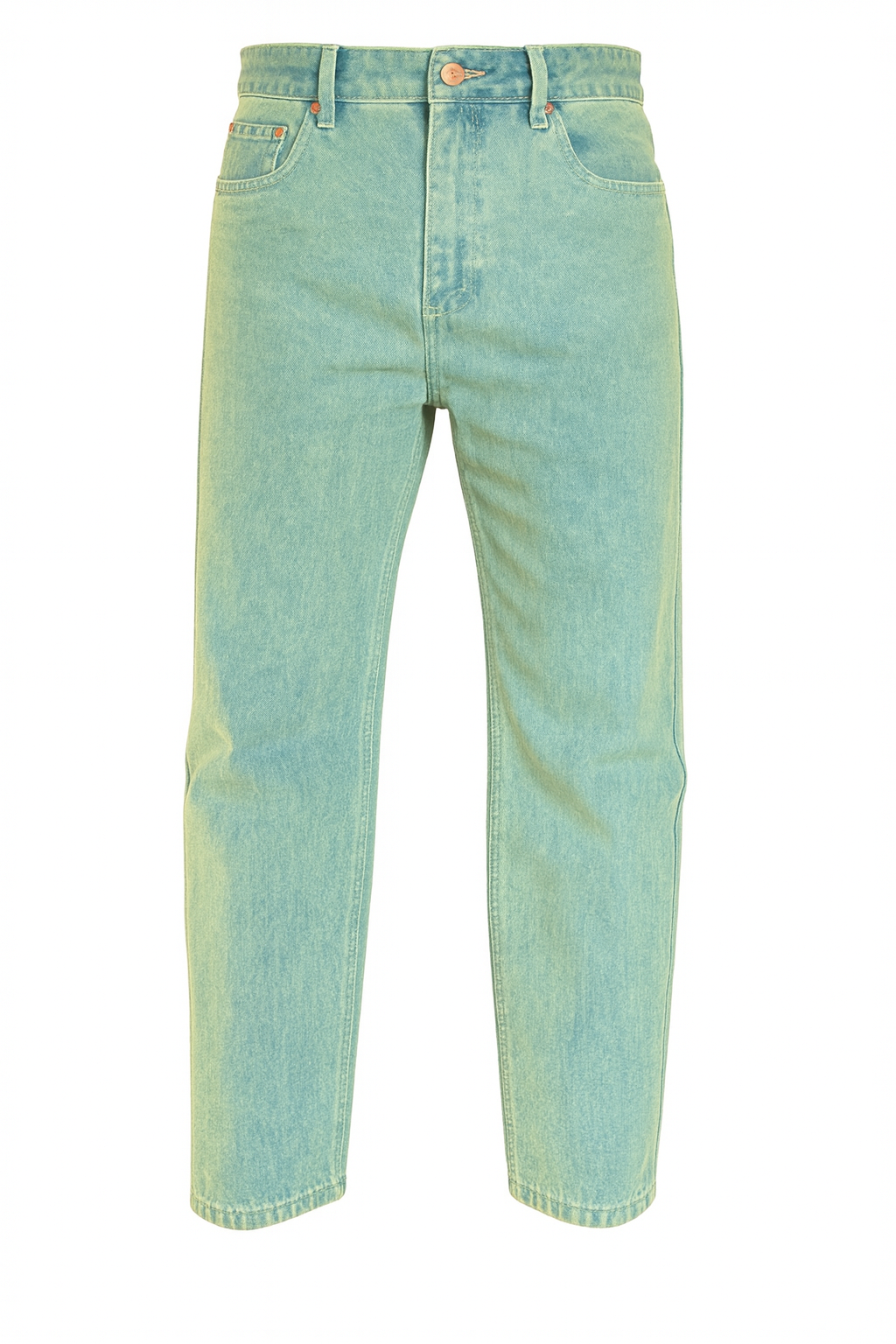 מכנסי ג'ינס תכלת אובר סייז עם כפתור כסוף וכיסים בצדדים.