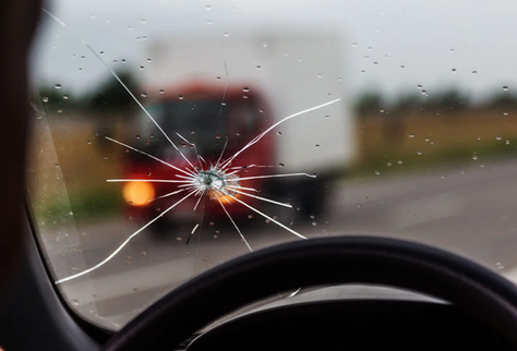 Do Windshield Chips Spread Faster in Plano Spring Weather?
