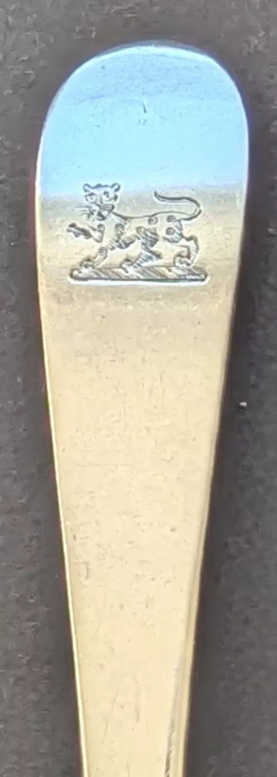 Miniatura: 1751 Solid Silver Six George II Dessert Spoons, London 1751