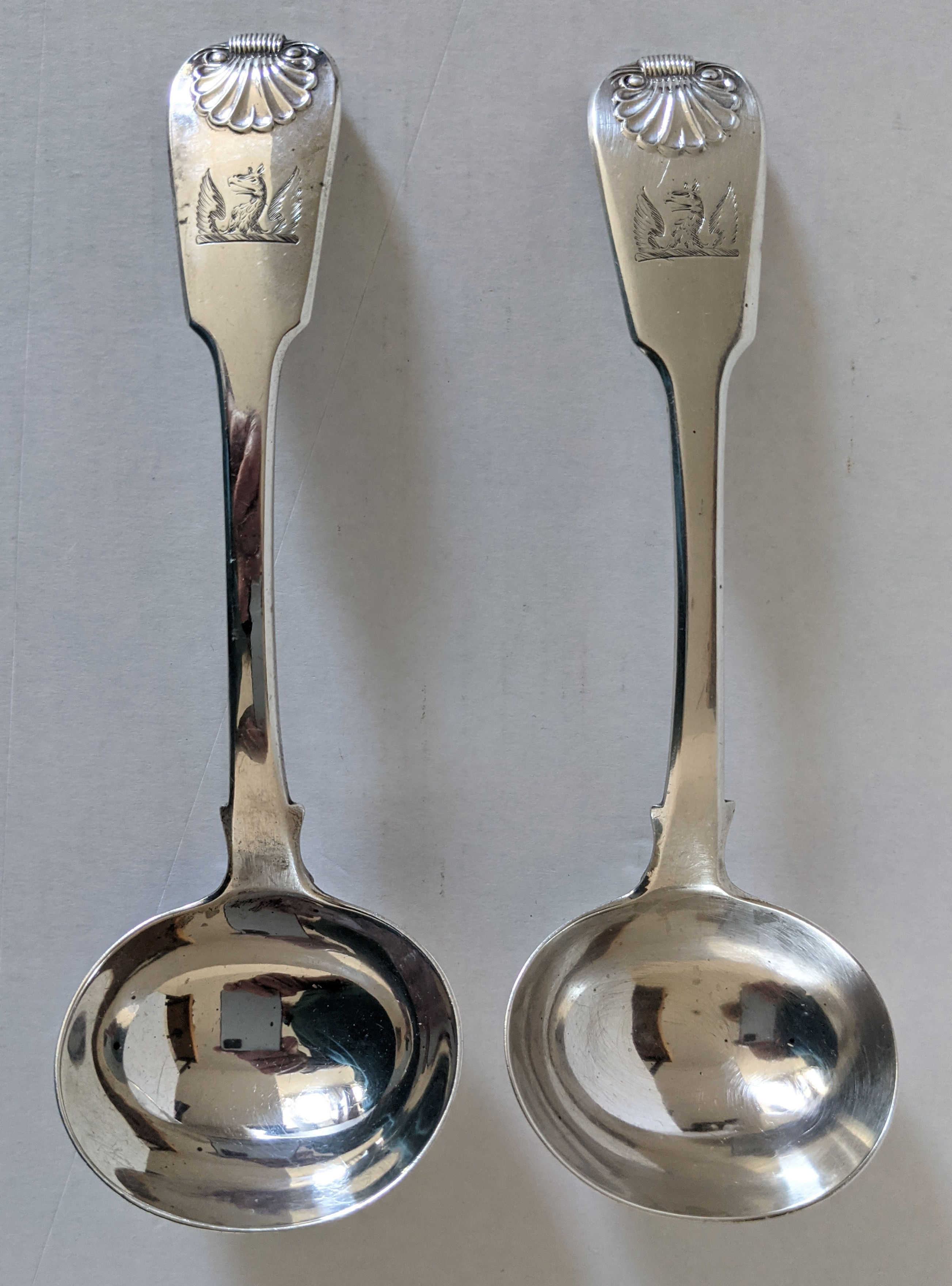 1824 TWO LARGE GEORGE IV HALLMARKED SOLID SILVER Sauce/Gravy LADLES 153.7 GRAMS
