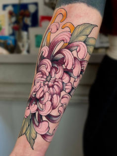 Tattoo color couleur chrysanthème