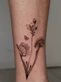 Tattoo fineline plantescarnivores flowers