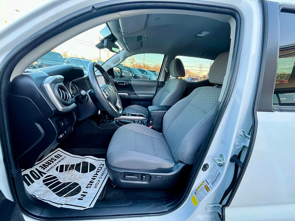 Miniatura: 2022 TOYOTA TACOMA SR5