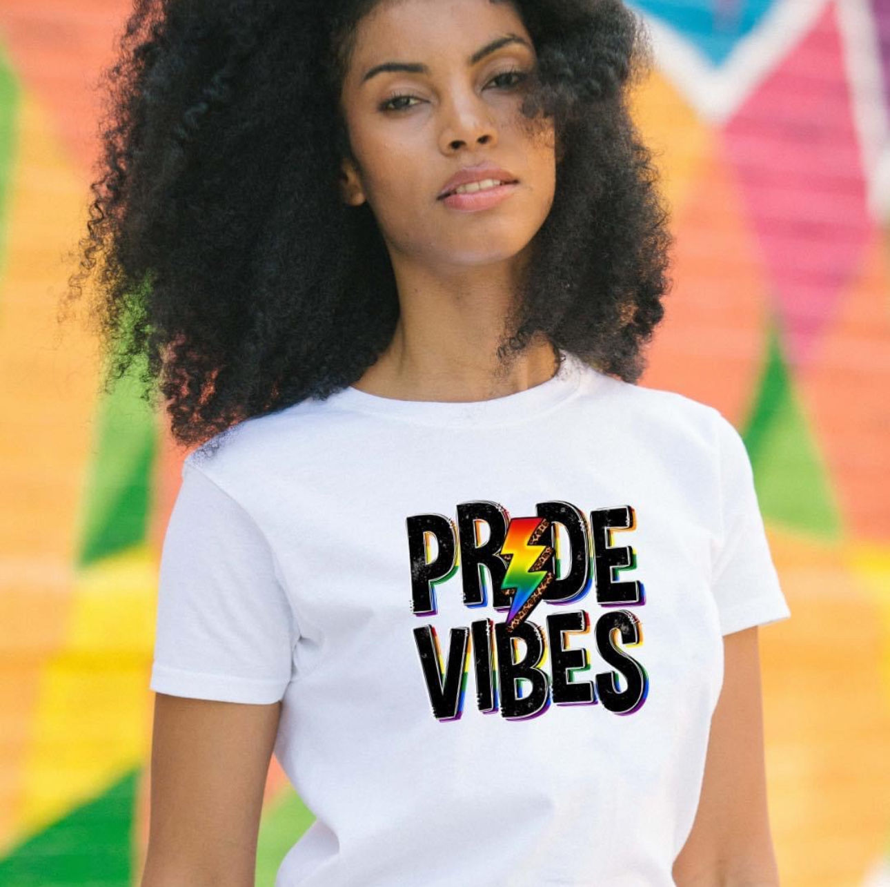 Pride Vibes – Tee
