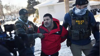 ICE endurece su rumbo, el nuevo liderazgo acelera la presión contra migrantes en Estados Unidos