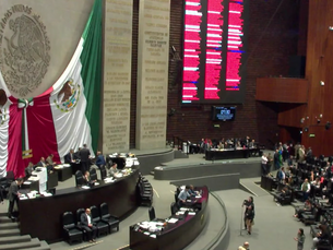 Aprueban diputados reforma que elimina organismos autónomos; la envían al Senado
