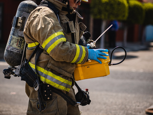 Evacuan a 37 personas en la Cacho por fuga de gas