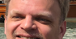 Quenya og alverdens andre Tolkien-sprog (DAN)