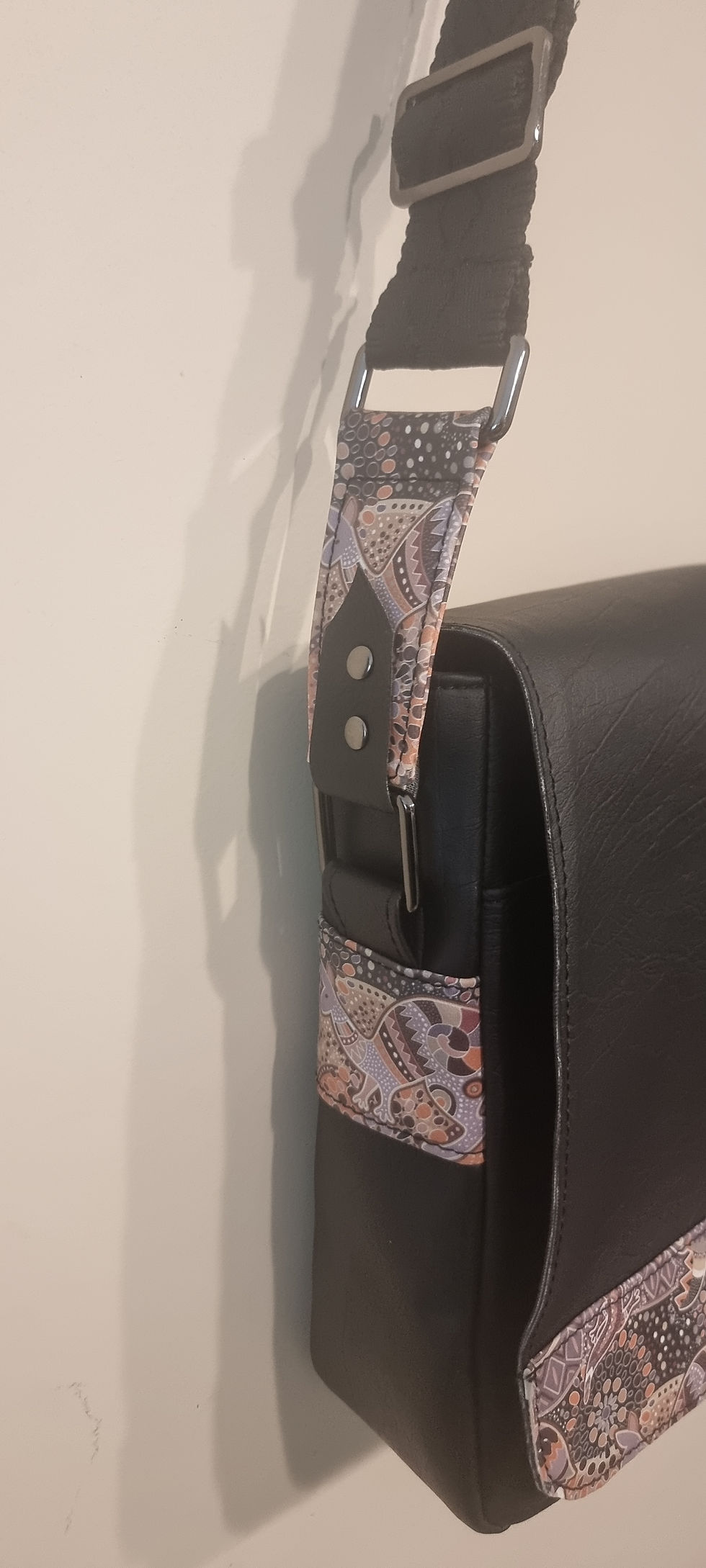 Thumbnail: Theo Unisex Crossbody