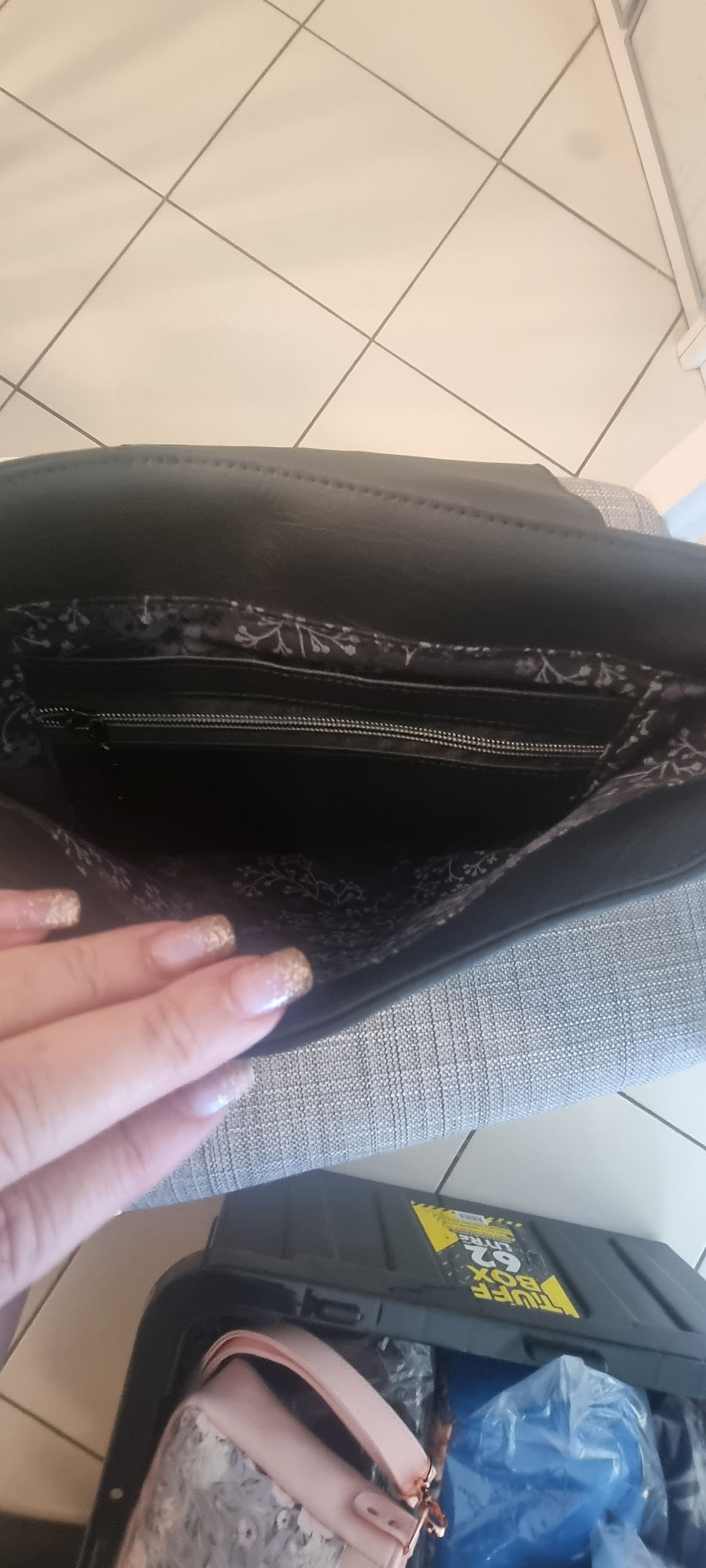Thumbnail: Theo Unisex Crossbody
