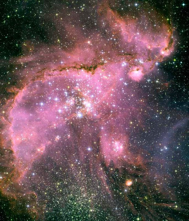 PEQUEÑA NUBE DE MAALLANES