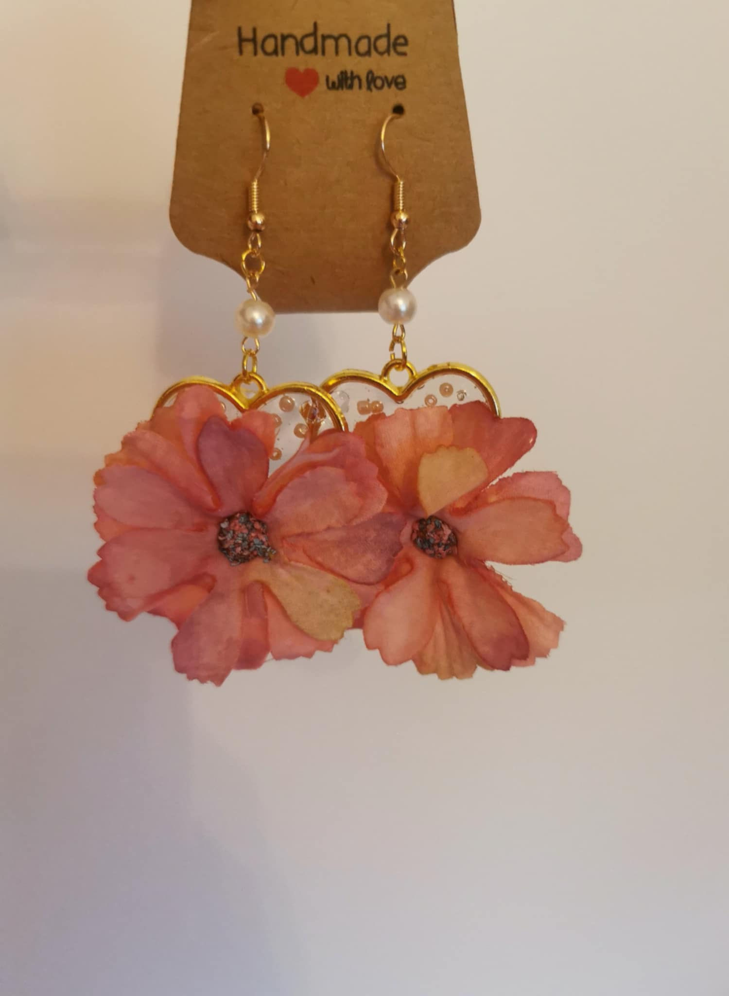 Dusky Pink Floral & Gold Heart Earrings