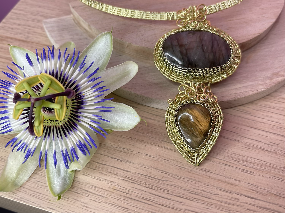 Miniature : Collier Déesse sacrée - Modèle unique 