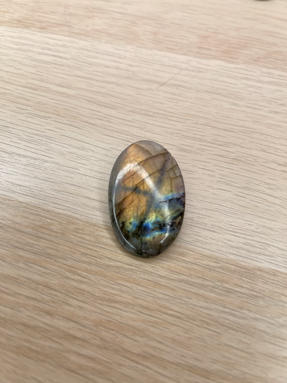 Labradorite 74, Bijou sacré personnalisé