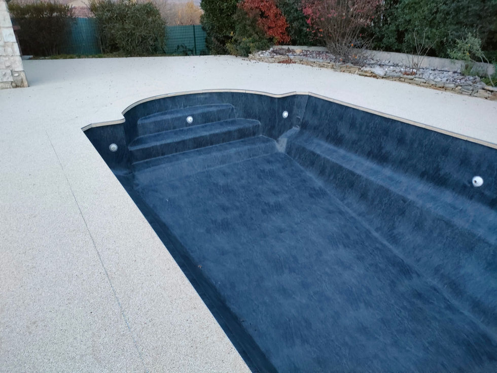 Rendu de la piscine rénovée Var