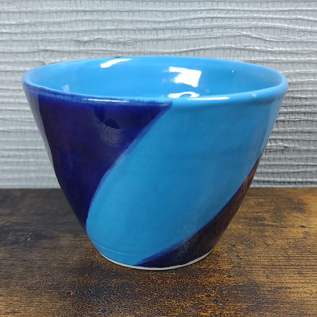 Thumbnail: Two-tone Pot 01