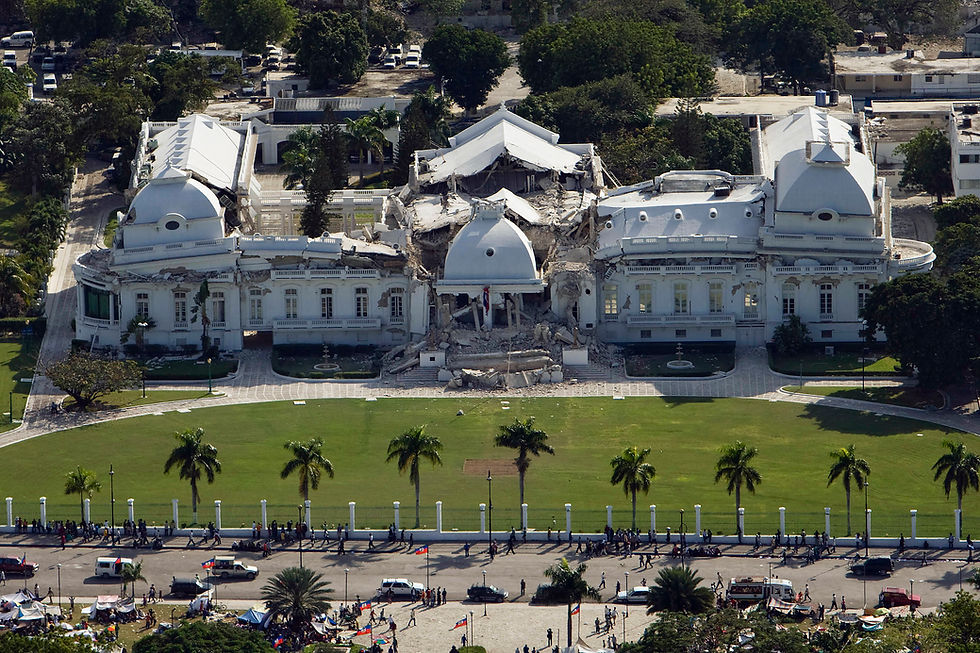 Predio da Capital destruido com os terremotos de 2010