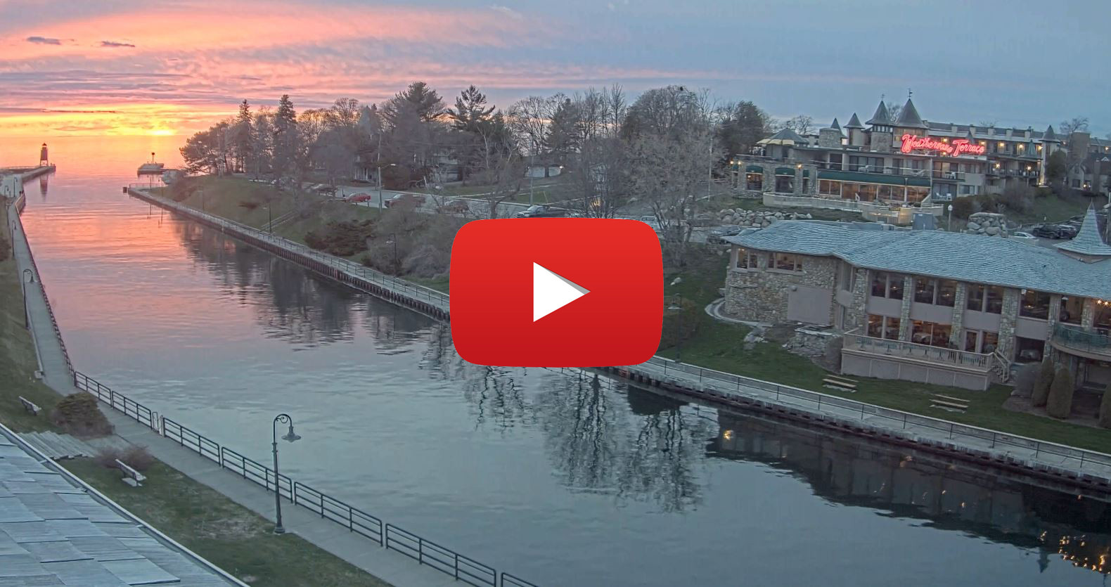 Michigan LIVE Cams CHARLEVOIXCAM