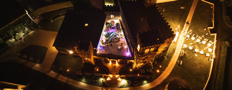 Wedding in Tuscany. Wedding in Castelo de Celsa Castle