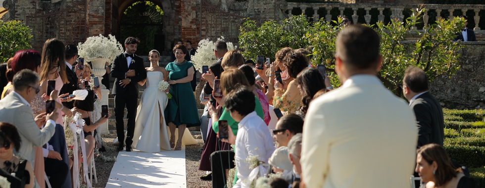 Wedding in Tuscany. Wedding in Castelo de Celsa Castle