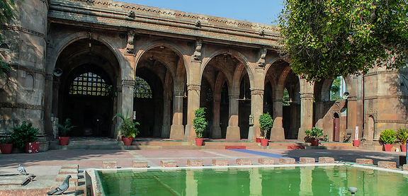 Siddi-Sayed-Mosque-1.jpg