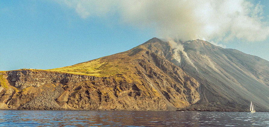 Naviguer sous le stromboli
