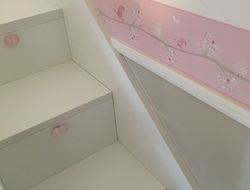 Step 3: Fissiamo il bordo rosa con gli uccellini