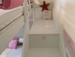 Step 6: Il comodino del letto alto