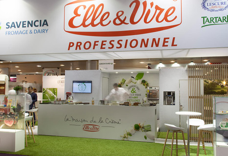 expace-stand-showroom-event-solutions-mobiles-vignettes-projets_0004_stand-72m2-Elle-et-Vi