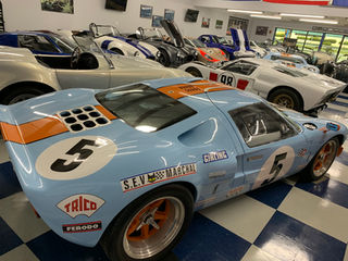 SOLD Superformance GT40 Mk1 172