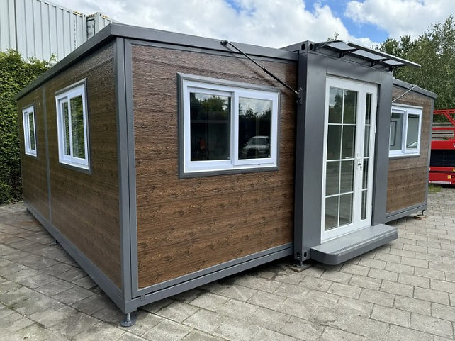 Conteneur Mobile - Tiny House avec Deux Chambres et Cuisine, modèle 2024