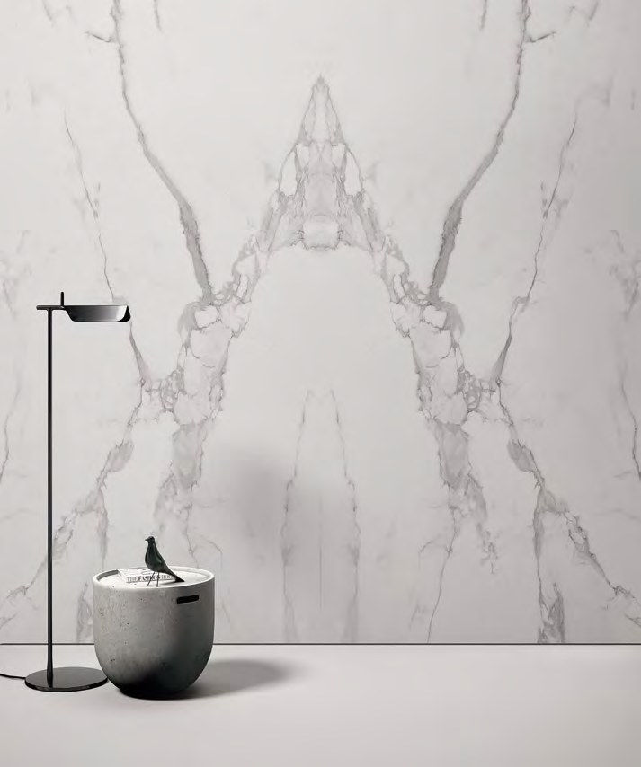 Calacatta porcelain slab – room photo