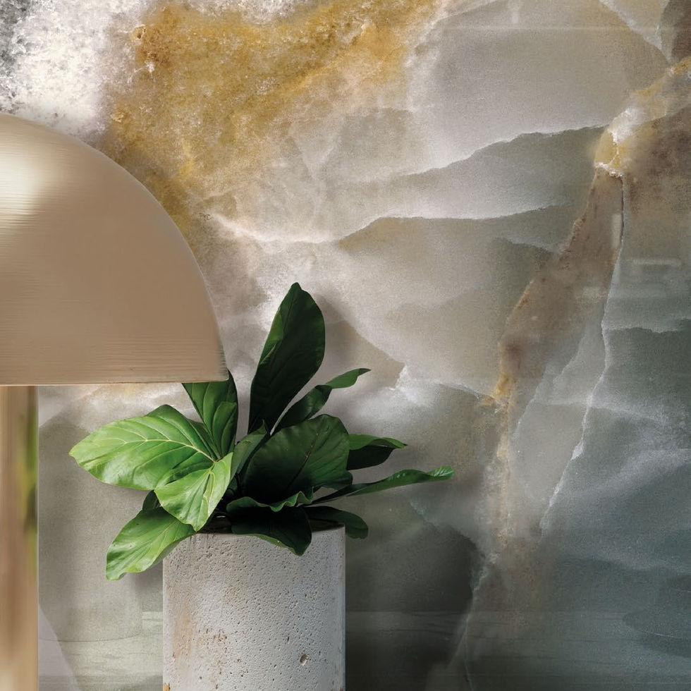 Stormy Onyx porcelain slab – room photo