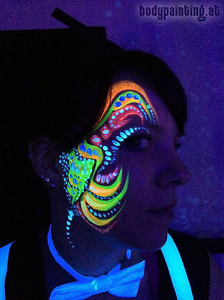uv-bodypainting_neonparty_025