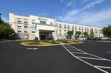 Holiday Inn Fredericksburg.jpg