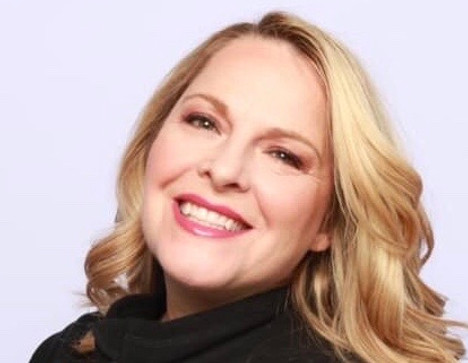 Corrine Rogersheadshot (1).jpg