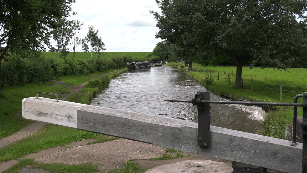 Thumbnail: Canal Lock & Narrow Boats
