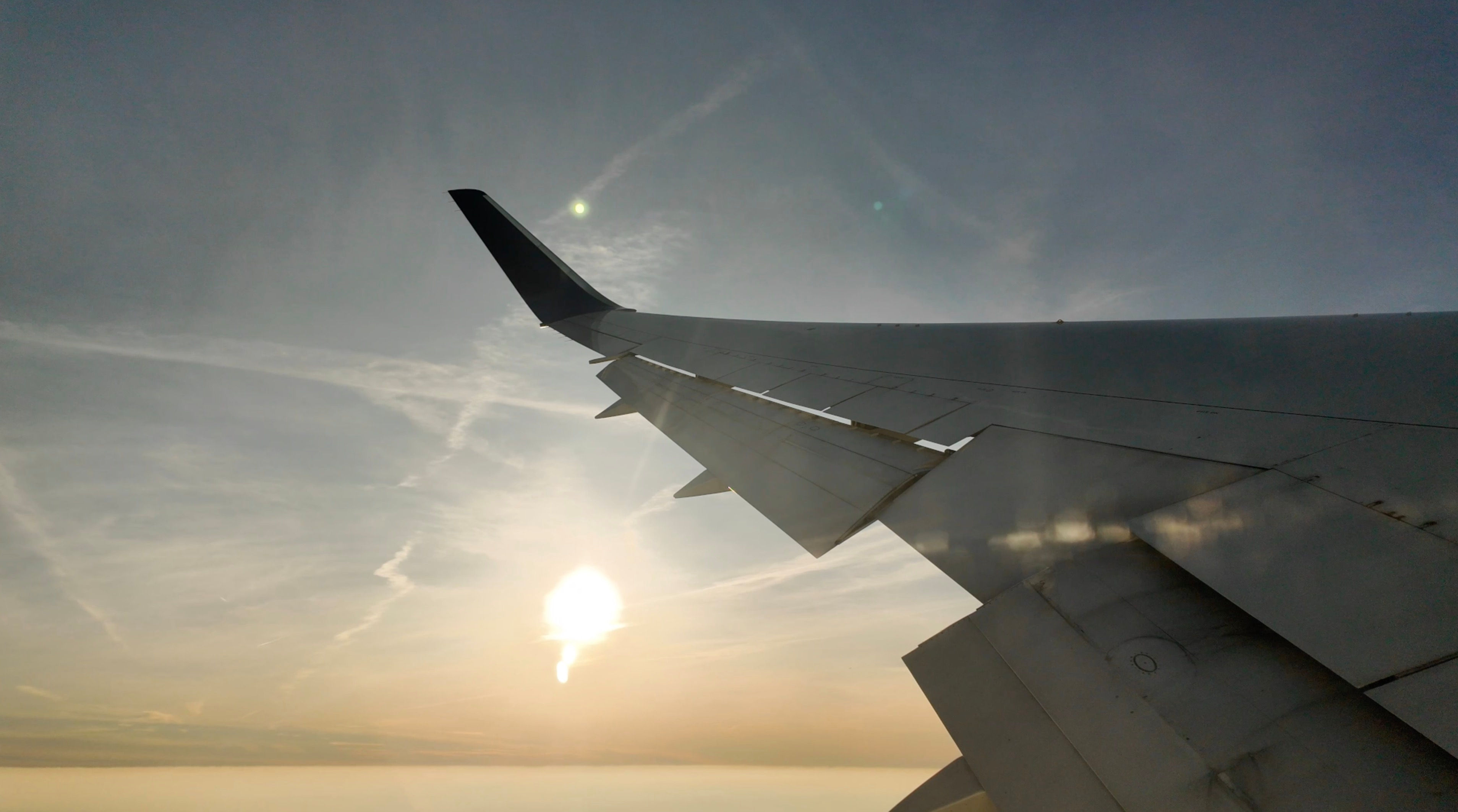 United Airlines  - Boeing Aircraft Climb Flaps Retract 1