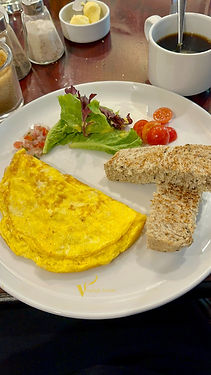 Egg breakfast at el albergue hotel in ollantaytambo peru