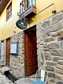 Entrace to Amanto restaurant in ollantaytambo peru