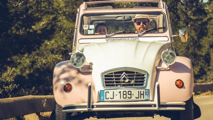 Vintage Car Rental - Roulez Retro