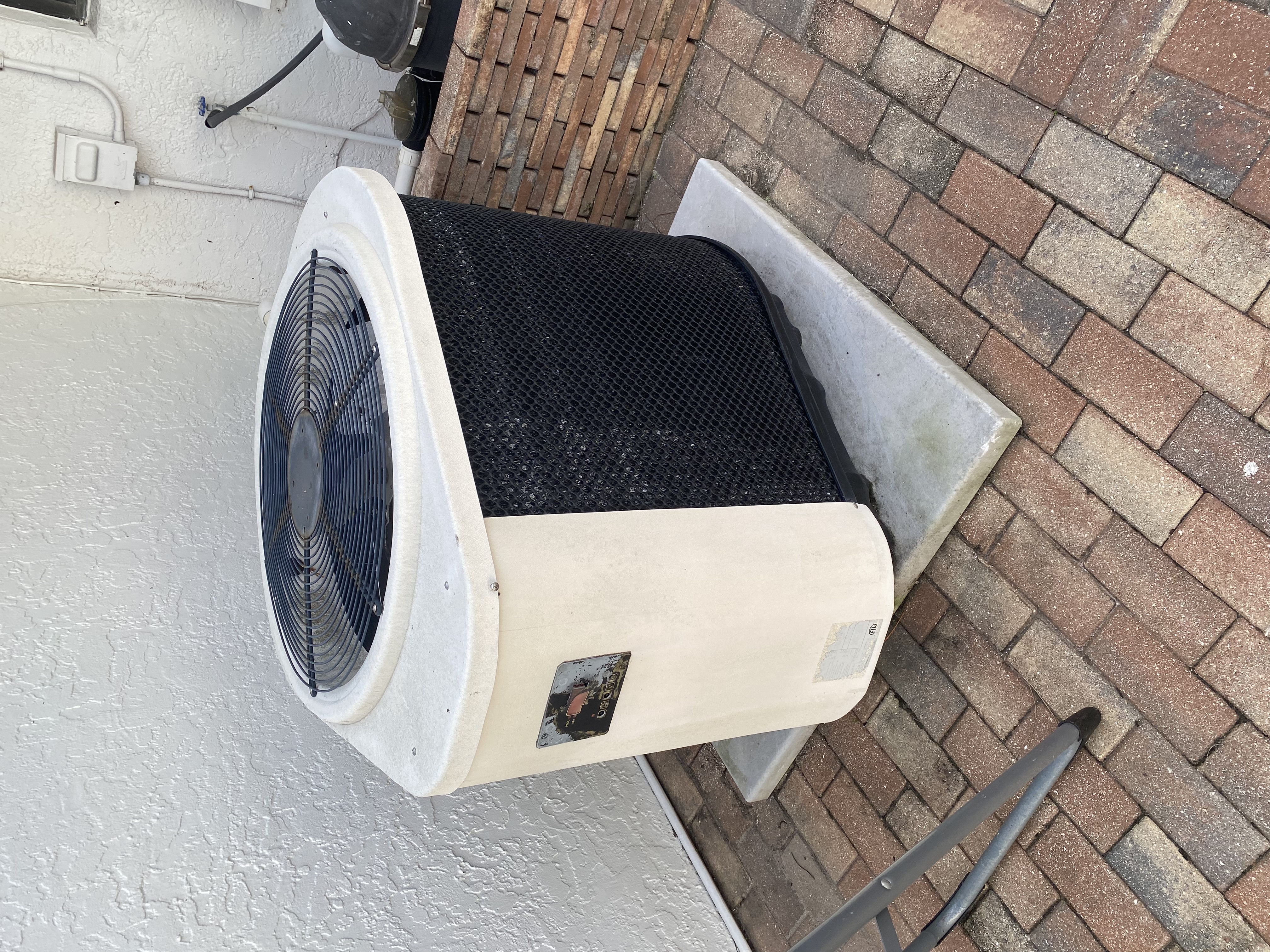 LaBella Aqua Pools equipment service
