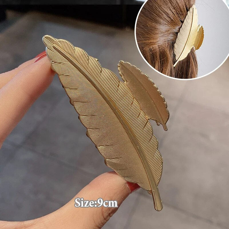 Thumbnail: Metal Geometric Hair Claw 