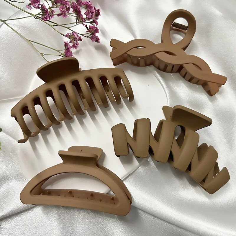 Thumbnail: Korean Coffee Color Large Hair Claw