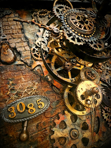 Steampunk box | www.BRONZEDcurlz.com