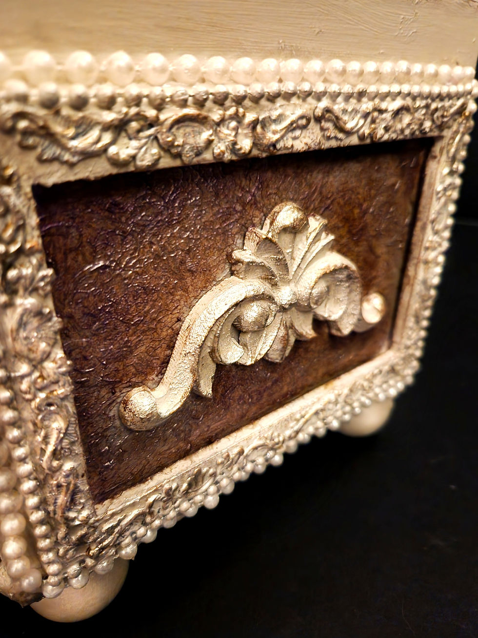 Miniatura: "Opulent Hope"is an original keepsake box