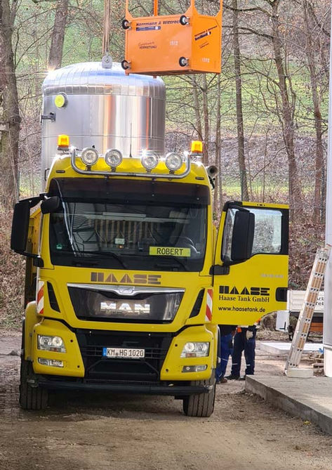 Montage Pufferspeicher 25 Kubik