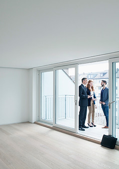 Showing an Apartment