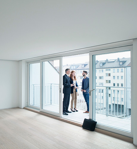 Showing an Apartment