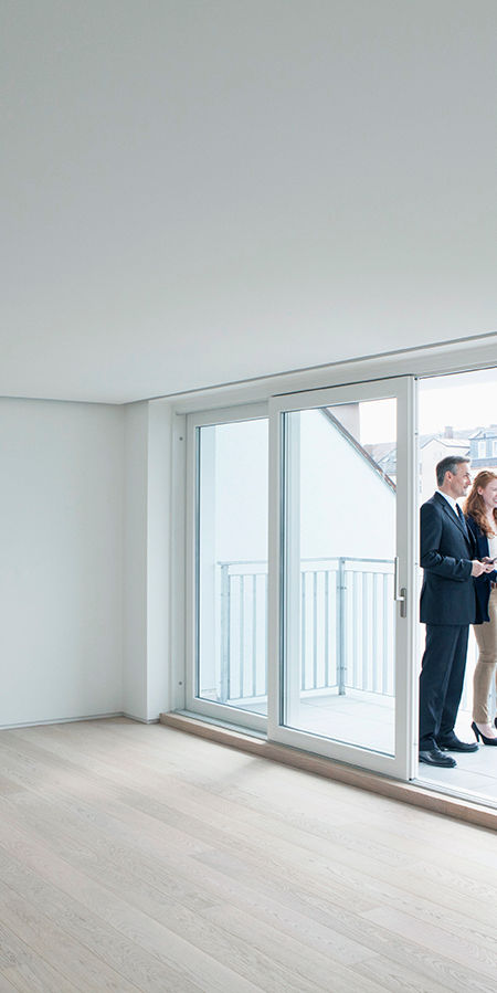 Showing an Apartment